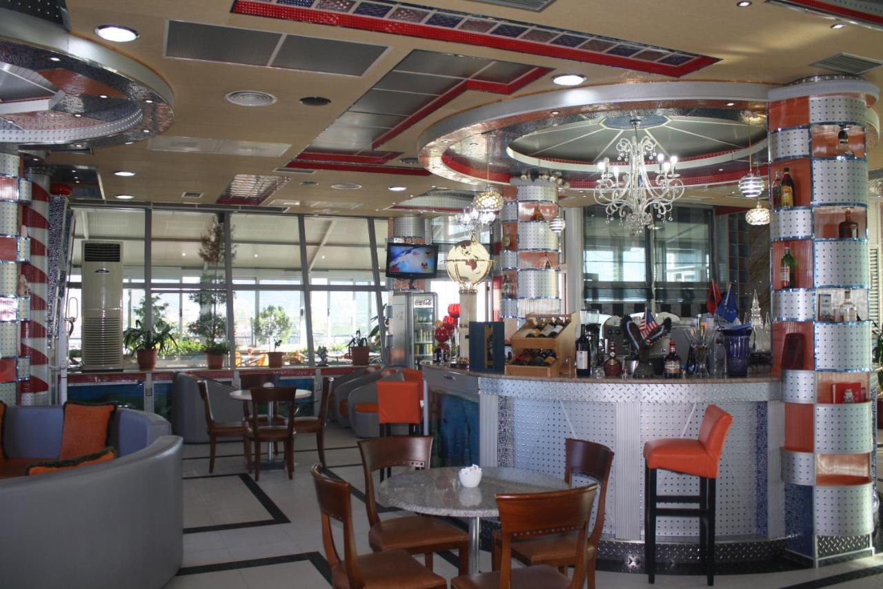 Hotel Bar Restaurant America Kukes Екстер'єр фото