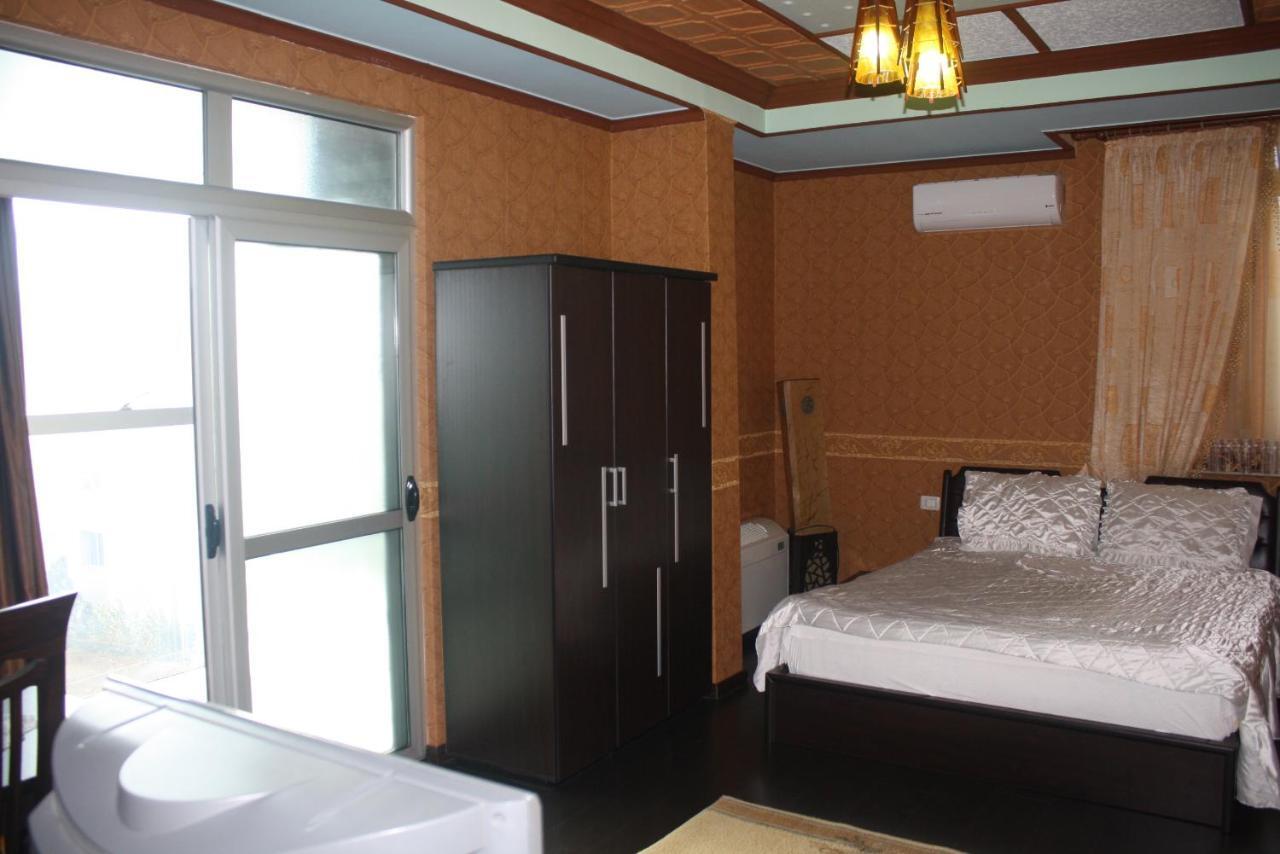 Hotel Bar Restaurant America Kukes Екстер'єр фото