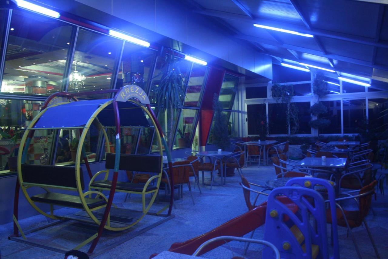 Hotel Bar Restaurant America Kukes Екстер'єр фото